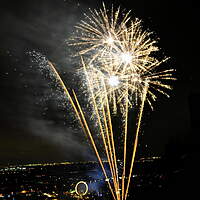 Laser    Pyro Show Feuerwerk zum Firmenjubiläum Bild Nr.2